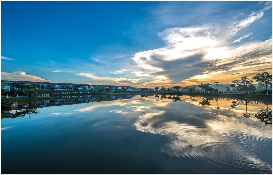 D’Lagoon Luxury Development by the Lake