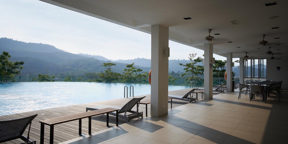 Westiara & Sierra @ Twin Palms Sg Long