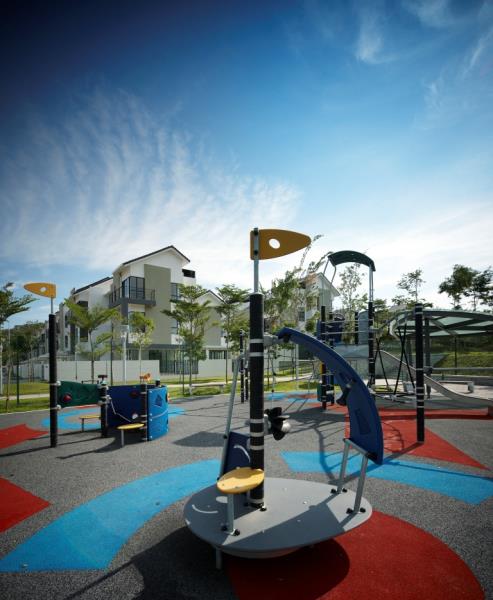 Westiara & Sierra @ Twin Palms Sg Long