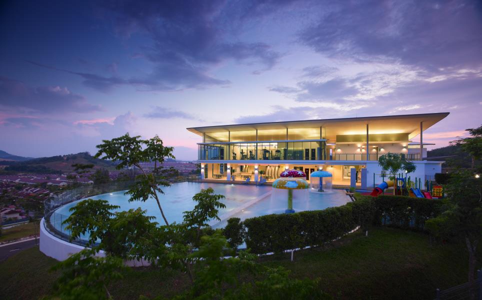 Westiara & Sierra @ Twin Palms Sg Long